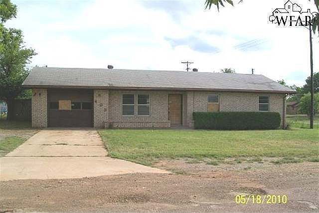 1st image of 408 W Glisson Ave