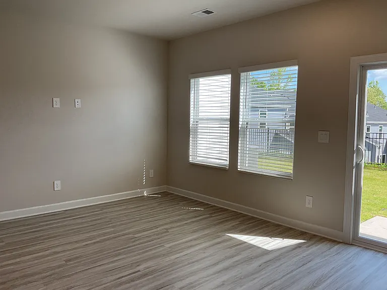 5042 Kellaher Pl — Photo 11