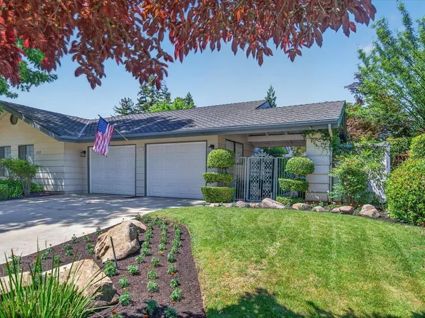 3632 W Beechwood Ave, Fresno, CA 93711