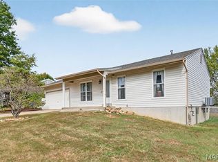 1333 Warrior Song Way, O'Fallon, MO