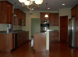 2049 Kentucky Ave S, Saint Louis Park, MN 55426