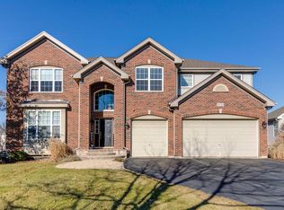 5772 River Birch Dr, Hoffman Estates, IL