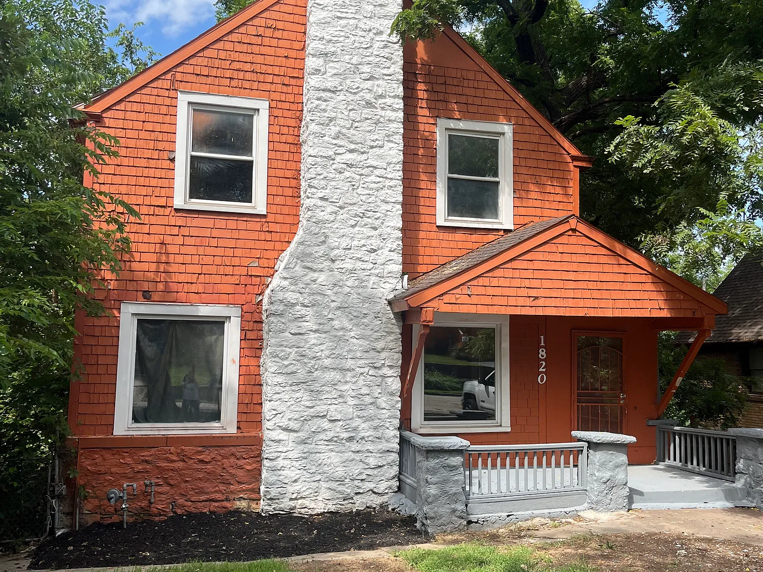 1820 E 47th Ter — Photo 1
