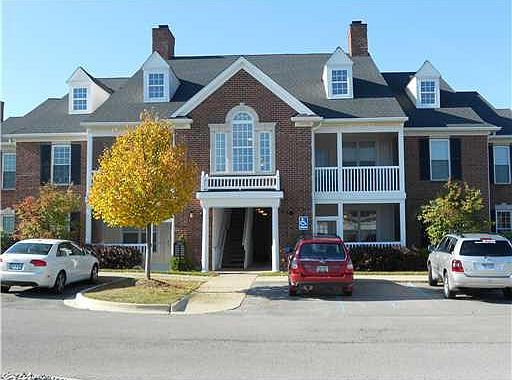 1st image of 823 E Summerfield Gln #5