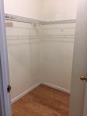 Rented by Center Avenue Equity Co LTD | media 6