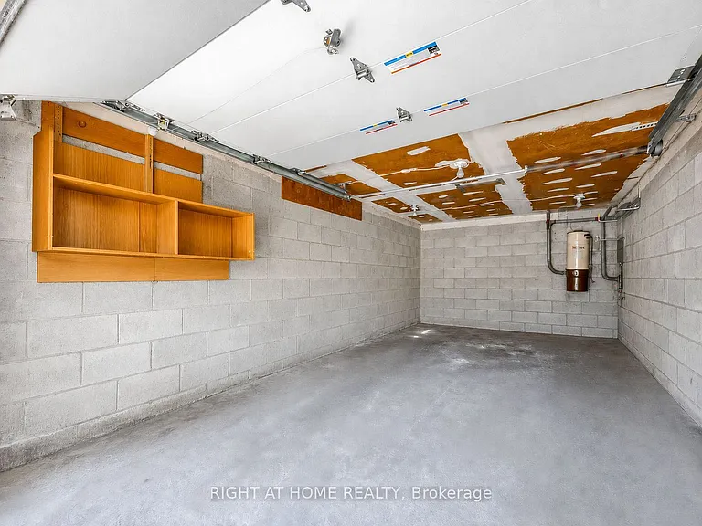 44 Westbourne Ave — Photo 21
