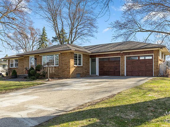 2nd image of 5648 40th Ave