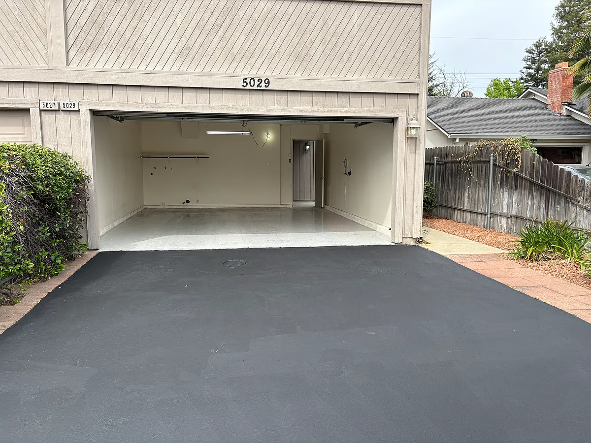 Driveway - 5029 Sugar Ln