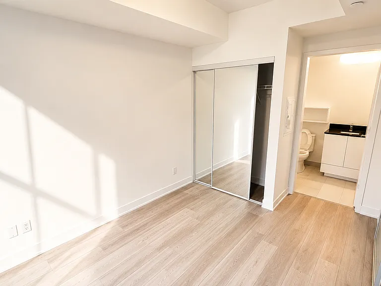 121 Lower Sherbourne St #1692 — Photo 3