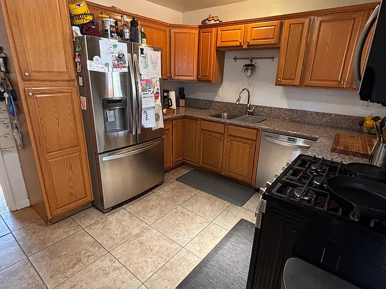 607 Claire Ave — Photo 7