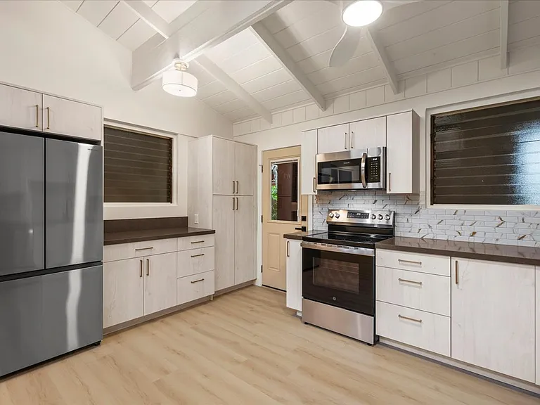 3567 Baldwin Ave — Photo 3