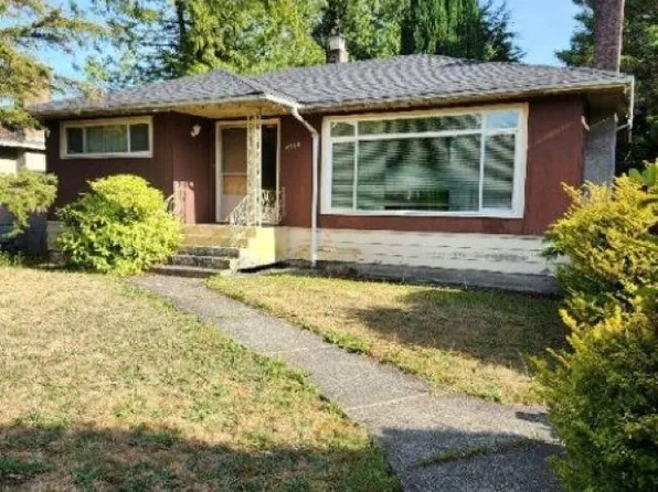6768 Elwell St, Burnaby, BC V5E 1K1