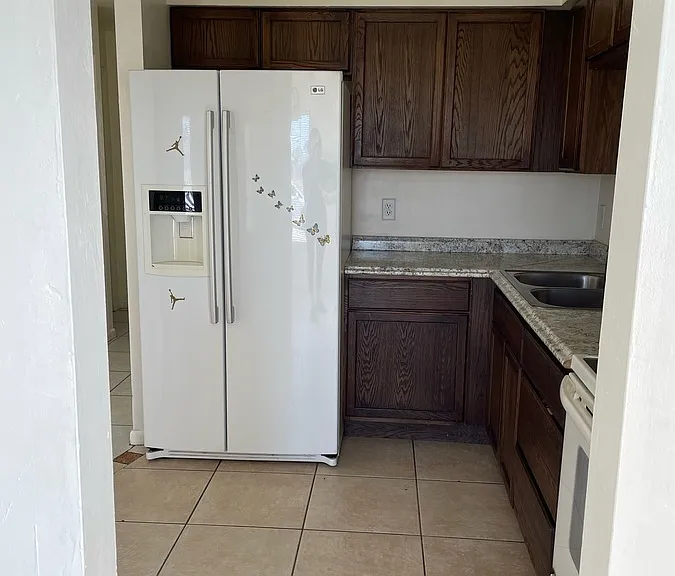 1823 SW Santa Barbara Pl #1823 — Photo 22