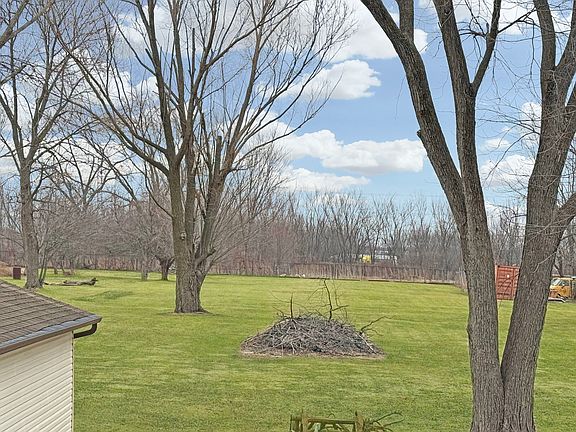 3rd image of 1765 Glenwood Dyer Rd