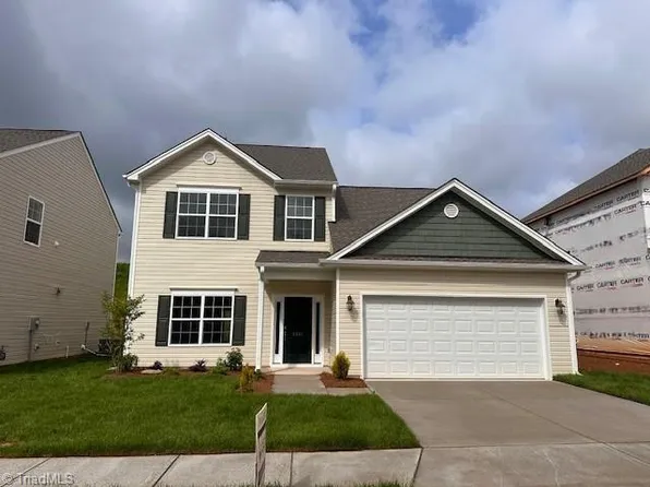 3531 River Farm Dr #377, Kernersville, NC 27284