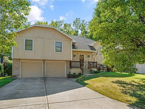 1124 N Ponca Dr, Independence, MO 64056