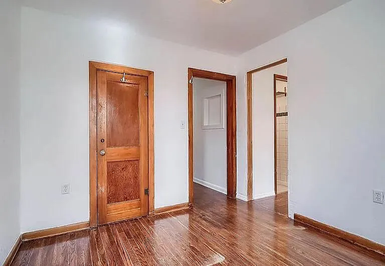 2383 S Williams St — Photo 27
