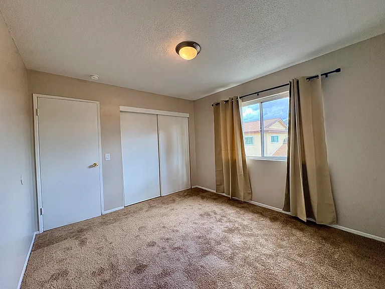 383 Orchid Ln #I — Photo 10