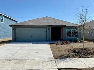 105 Lady Bird Ct — Photo 1