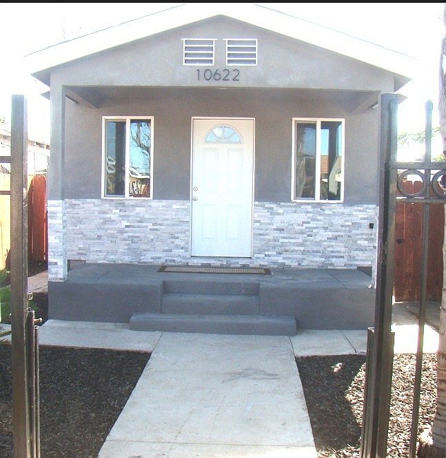 1st image of 10622 Anzac Ave
