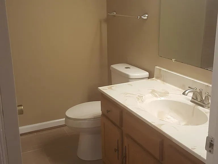 3324 Westdale Ct — Photo 16