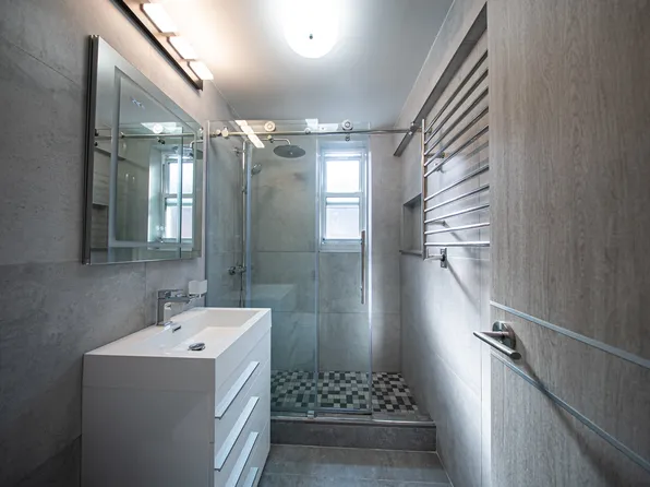 2531 East 7th Street image 31 of 37