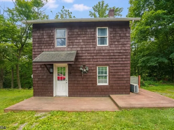 11 Beaver Ave, Clinton Twp., NJ 08801
