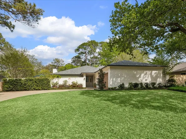 1715 Briarpark Dr, Houston, TX 77042