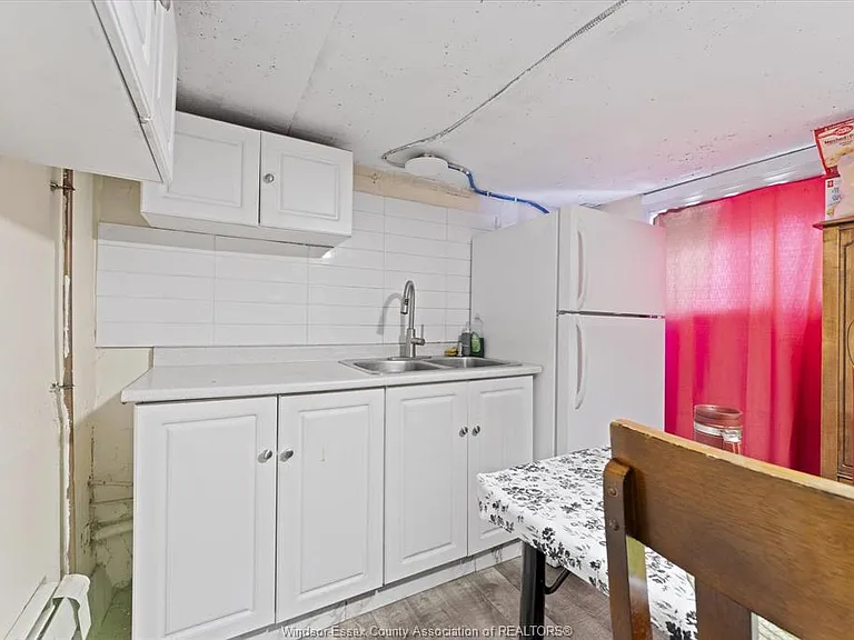 3060 Sandwich St #1 — Photo 29