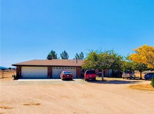 13237 Smoketree St, Victorville, CA 92392