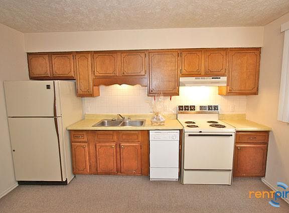 5th image of 1725 N Iowa Ave APT 5