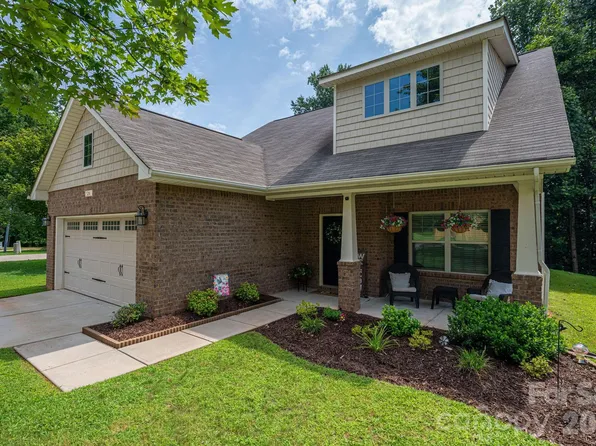 5216 Newport Landing Way, Gastonia, NC 28056