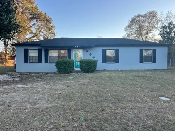 108 Hillcrest Dr, Opp, AL 36467