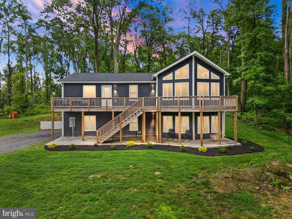 2554 High Top Rd, Linden, VA 22642