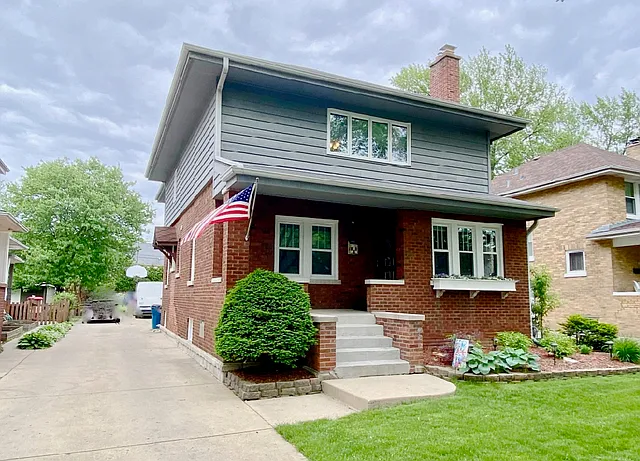 361 N Maple Ave photo 1