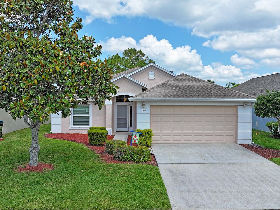 1st image of 2109 Chinaberry Cir SE