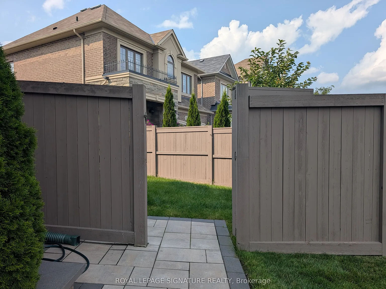 2 bed, $1,600 — Photo 2