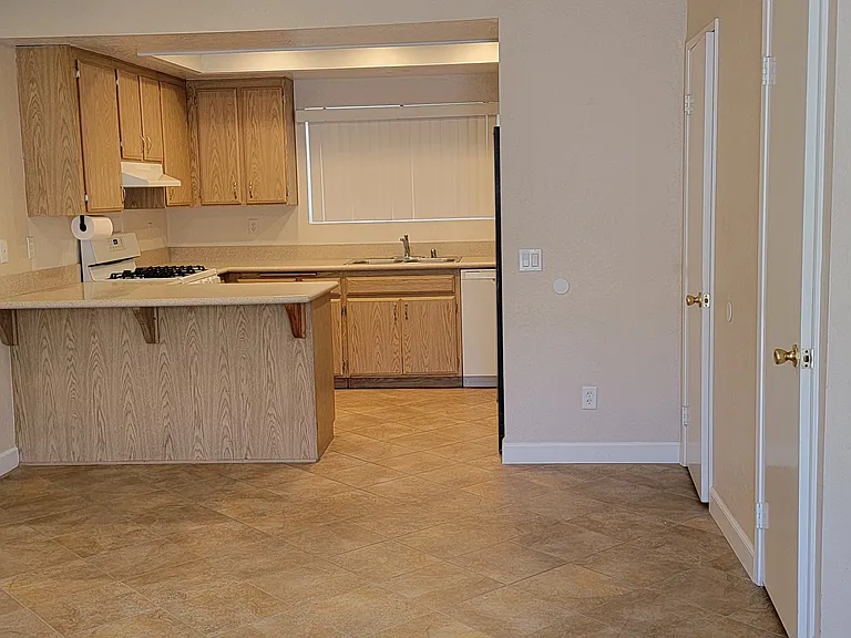 28927 Calle Del Lago #C — Photo 3