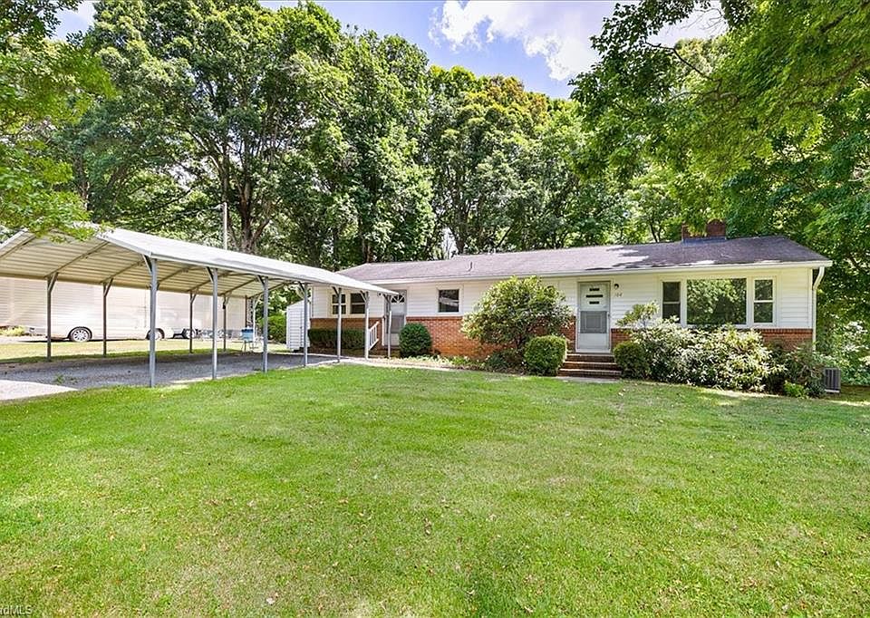 1st image of 104 Azalea Dr