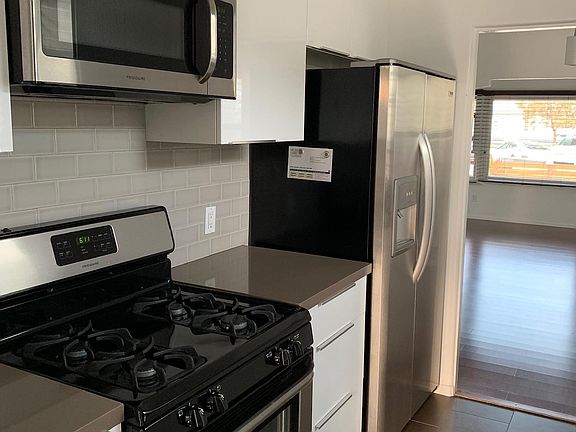 5th image of 4078 38th St