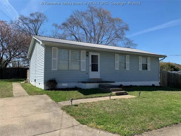 5114 Greg Tan Ln, Cross Lanes, WV 25313