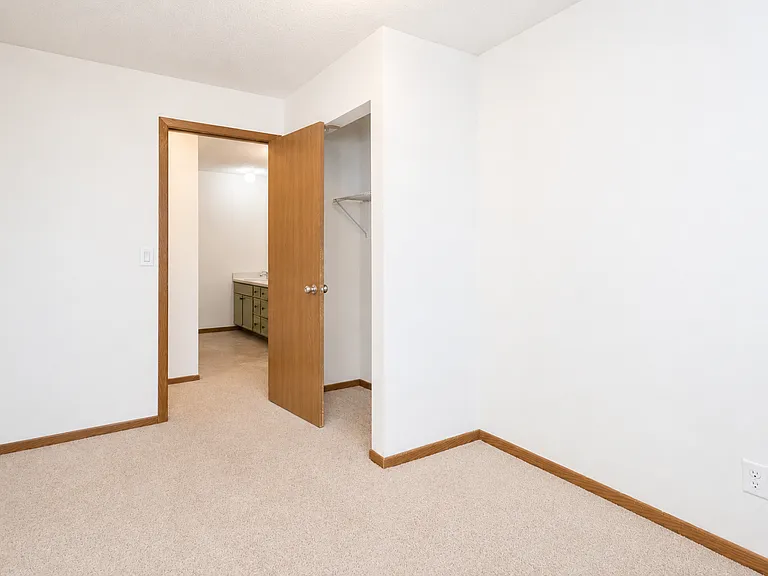 1011 5th Ave S #303 — Photo 8