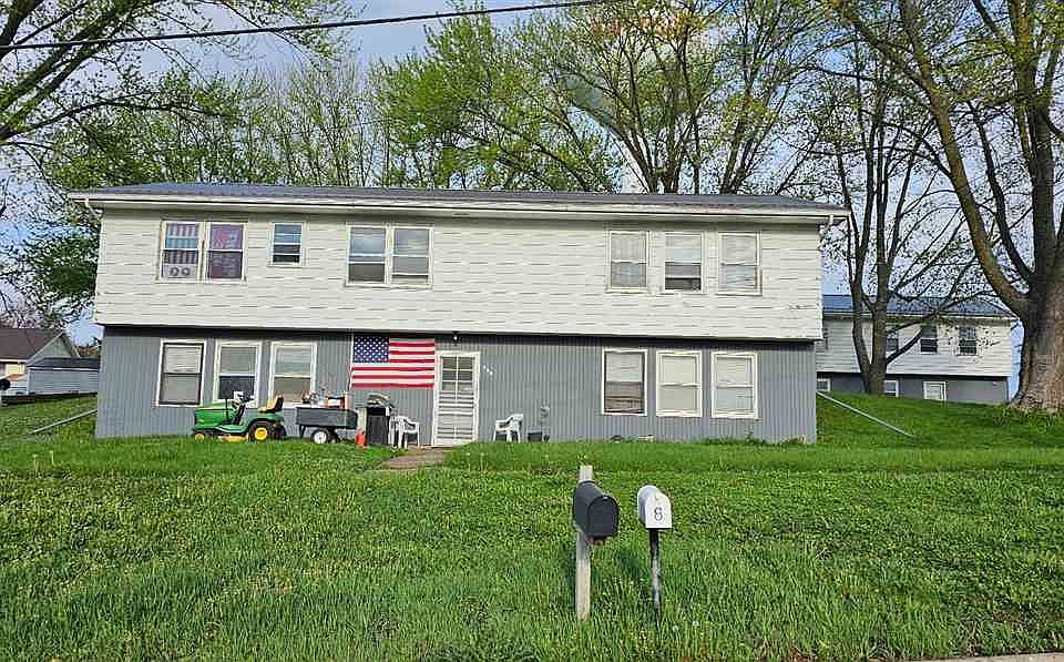 2nd image of 190 Vine St