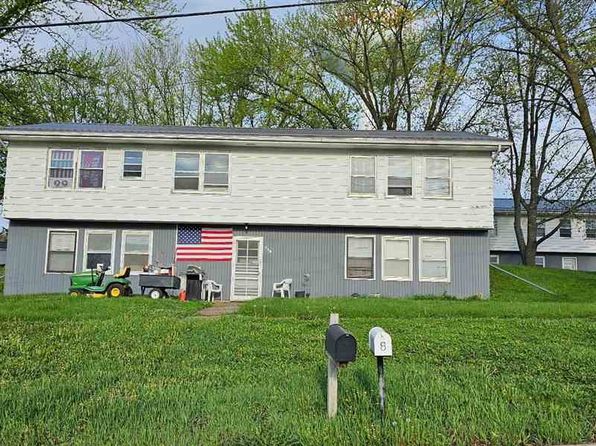 190 Vine St, Riverside, IA 52327