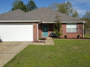 112 Palm Tree Ln, Saltillo, MS 38866