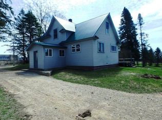 262-1 1/2 St, Clayton, WI 54004