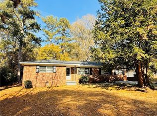 318 W Bonnell St, Oxford, GA 30054