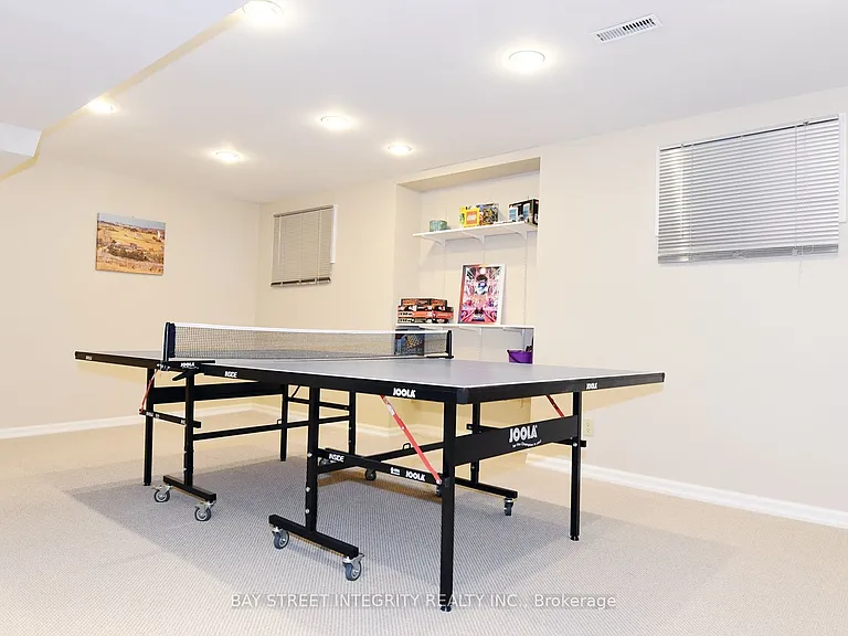 1213 Rosethorne Rd — Photo 29