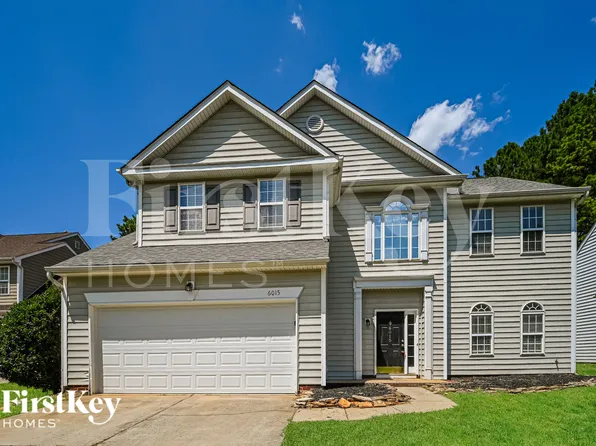 6015 Forest Pond Dr, Charlotte, NC 28262