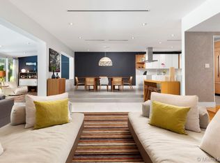 14 Pinta Rd, Miami, FL 33133